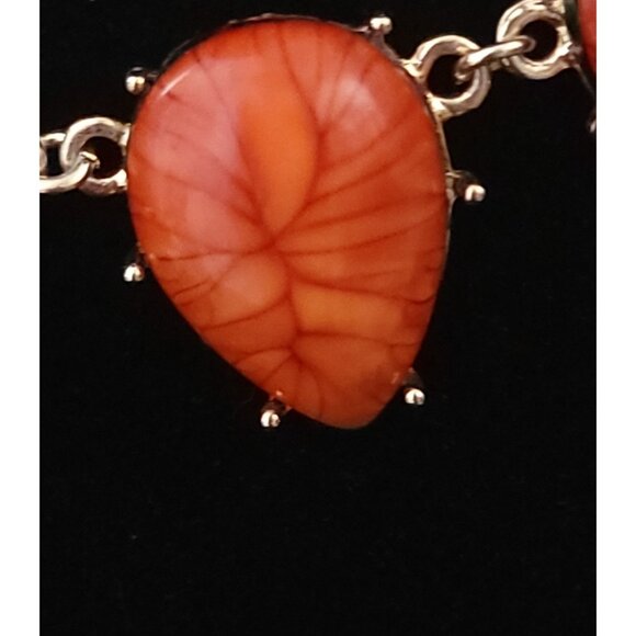 Amrita Singh Gold-Plated Necklace With Orange Resin Teardrop Shaped Faux Stones - Picture 4 of 7